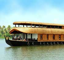  One bedroom houseboat packages in Alappuzha, Kumarakom, Cochin, Kerala