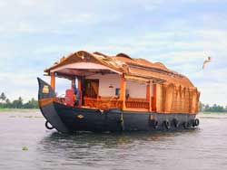   Two bedroom houseboat packages in Alappuzha, Kumarakom, Cochin, Kerala